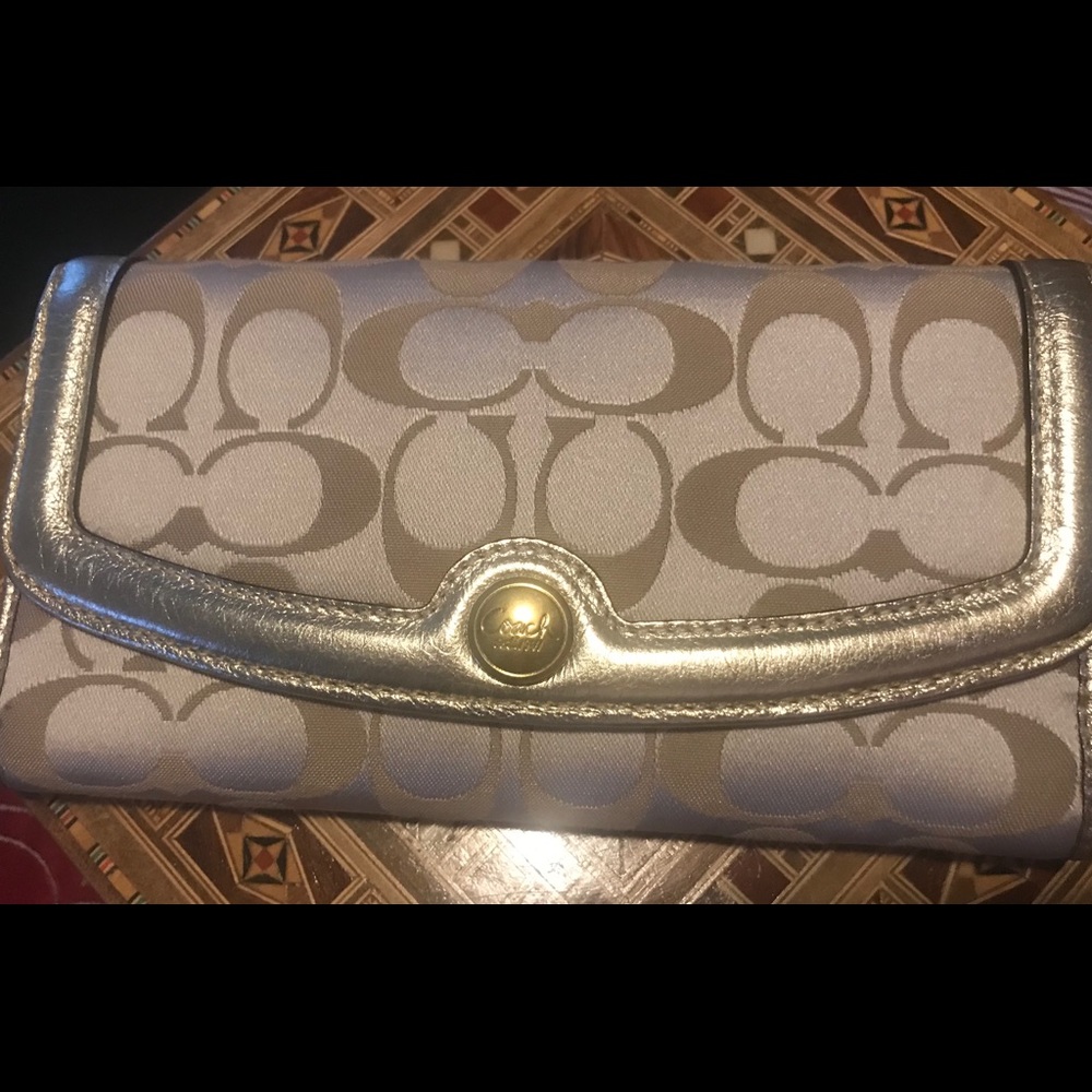 Coach wallet